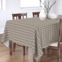 Kitchen & Dining